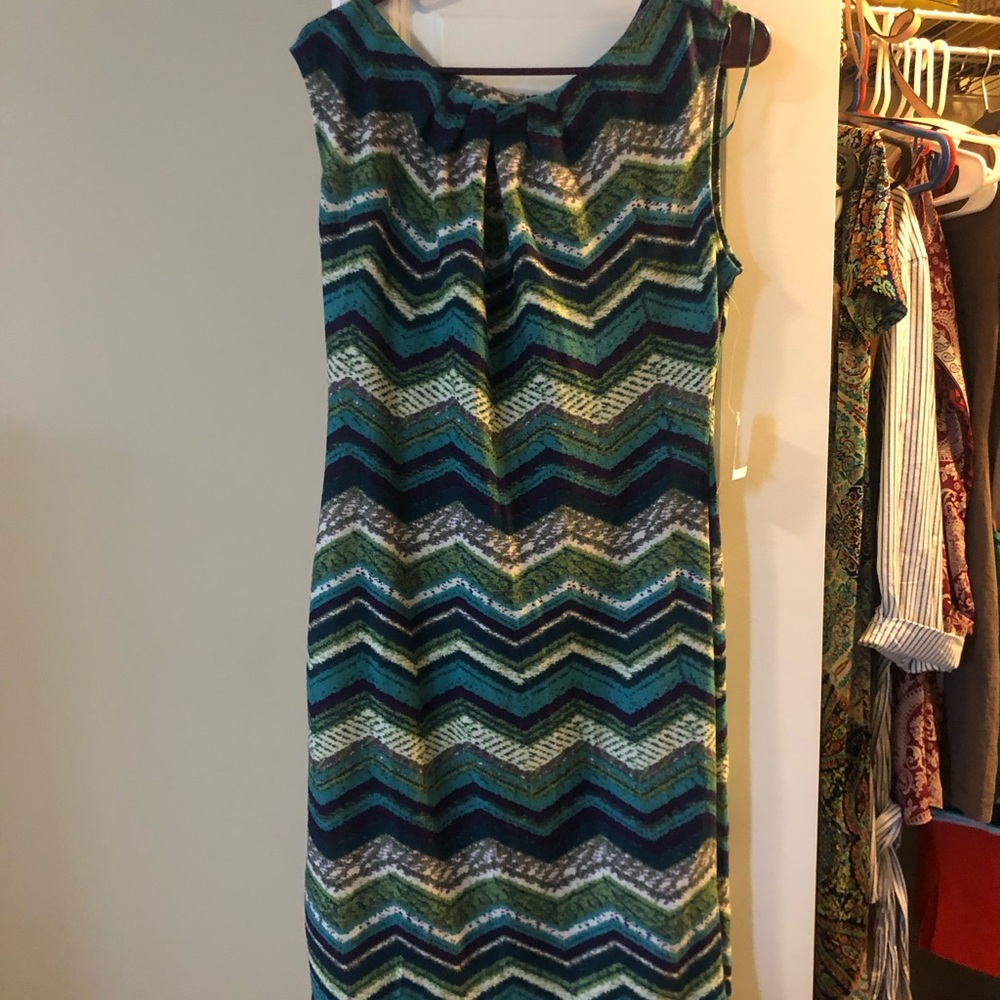 *NEVER WORN Beautiful Blue green dress